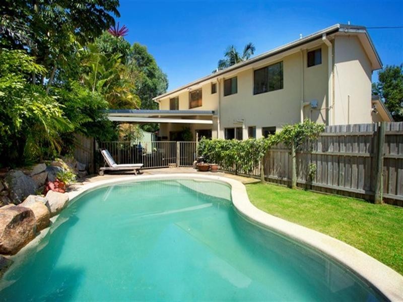 51 Coleman Crescent, Springwood QLD 4127