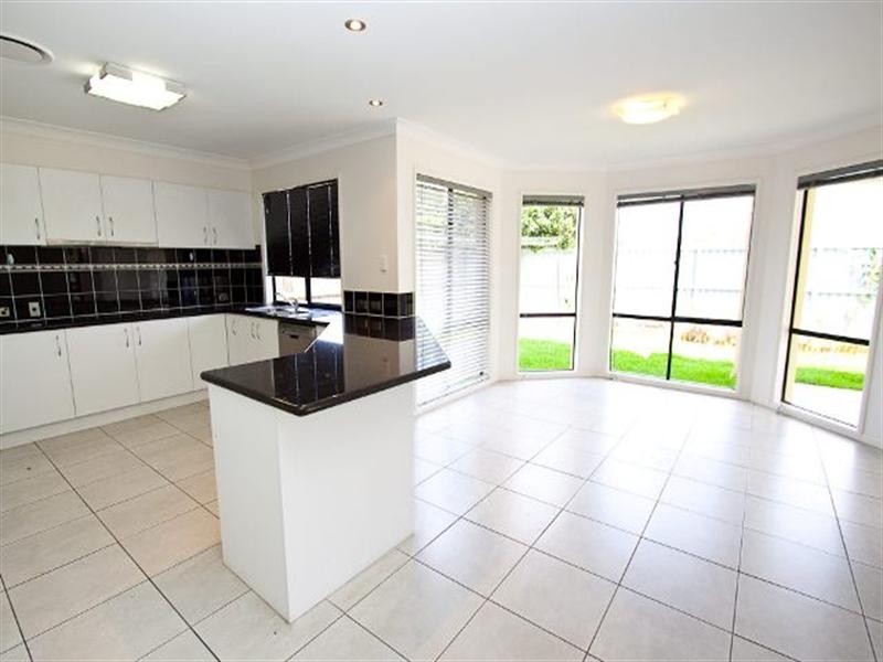 46 Birchwood Place, Stretton QLD 4116