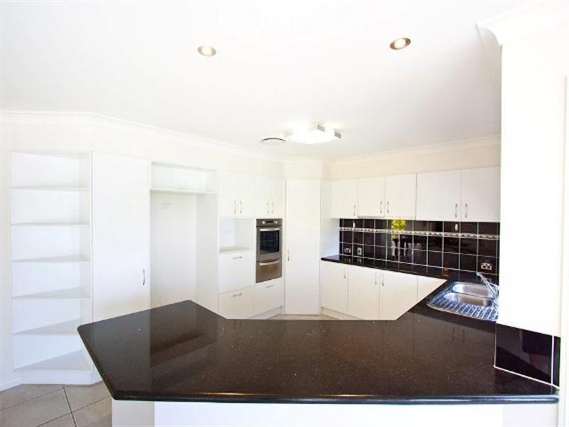 46 Birchwood Place, Stretton QLD 4116