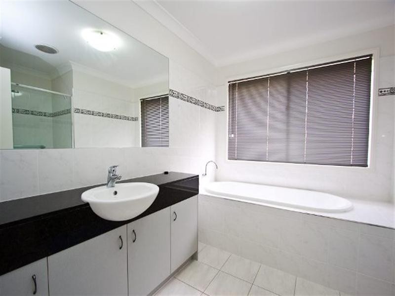 46 Birchwood Place, Stretton QLD 4116