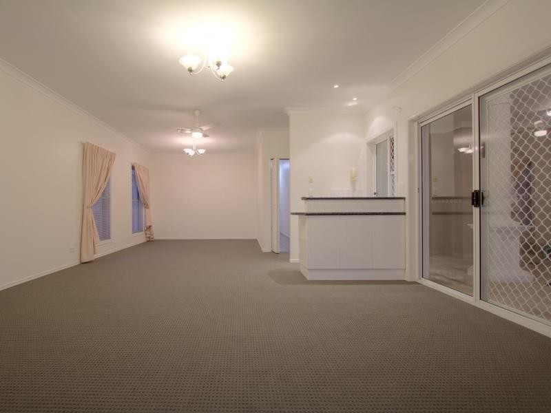 25 Manmarra Crescent, Eight Mile Plains QLD 4113