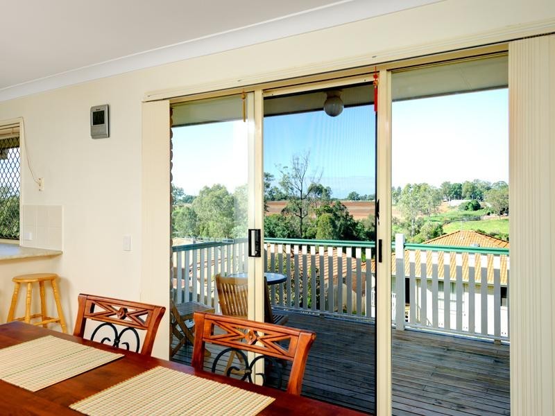 37 Springsure Street, Runcorn QLD 4113