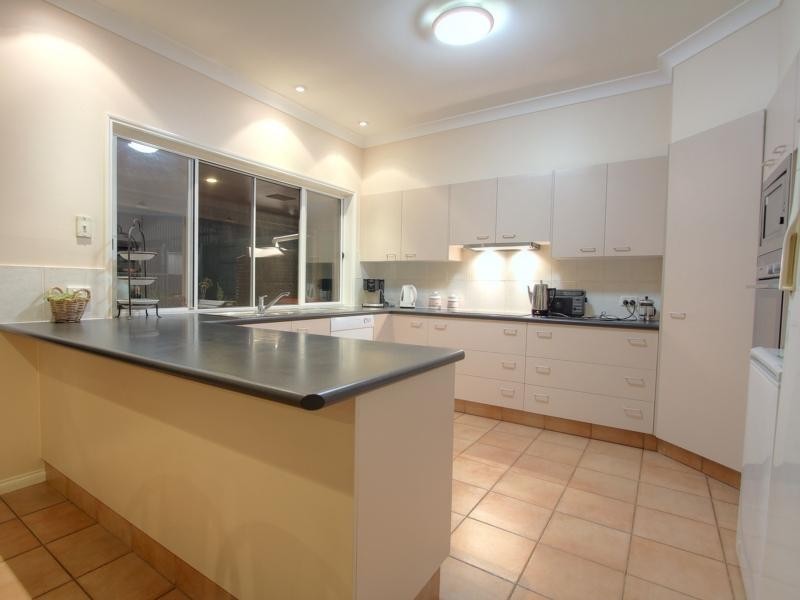 44 Ingluna Curcuit, Eight Mile Plains QLD 4113