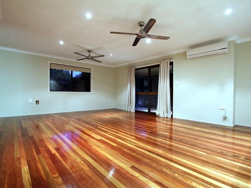 9 Ferris Street, Coorparoo QLD 4151