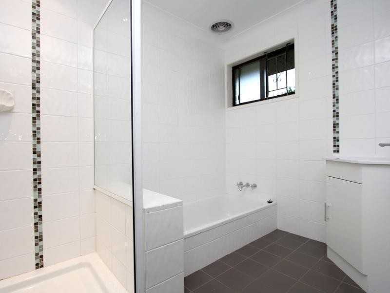 9 Ferris Street, Coorparoo QLD 4151