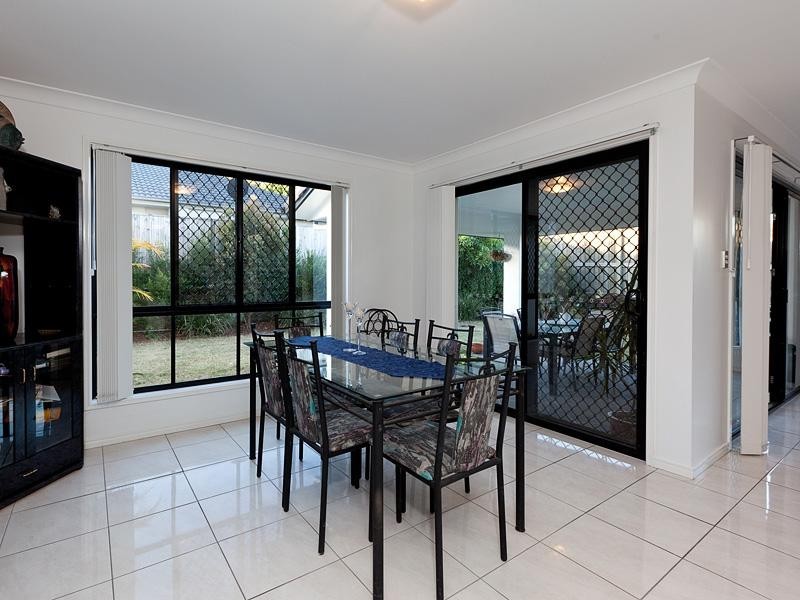 14 Trevi Close, Eight Mile Plains QLD 4113