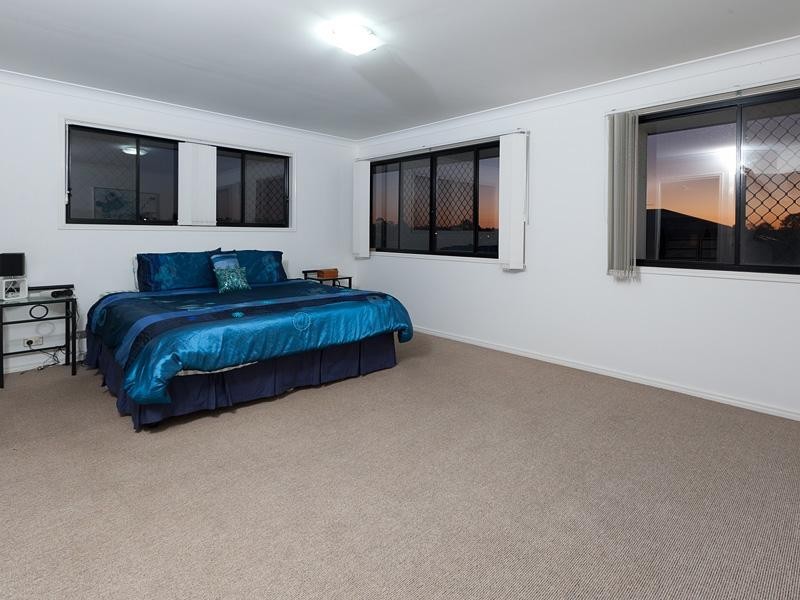 14 Trevi Close, Eight Mile Plains QLD 4113