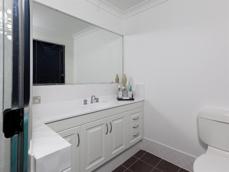 14 Trevi Close, Eight Mile Plains QLD 4113