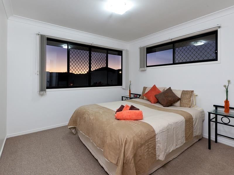 14 Trevi Close, Eight Mile Plains QLD 4113