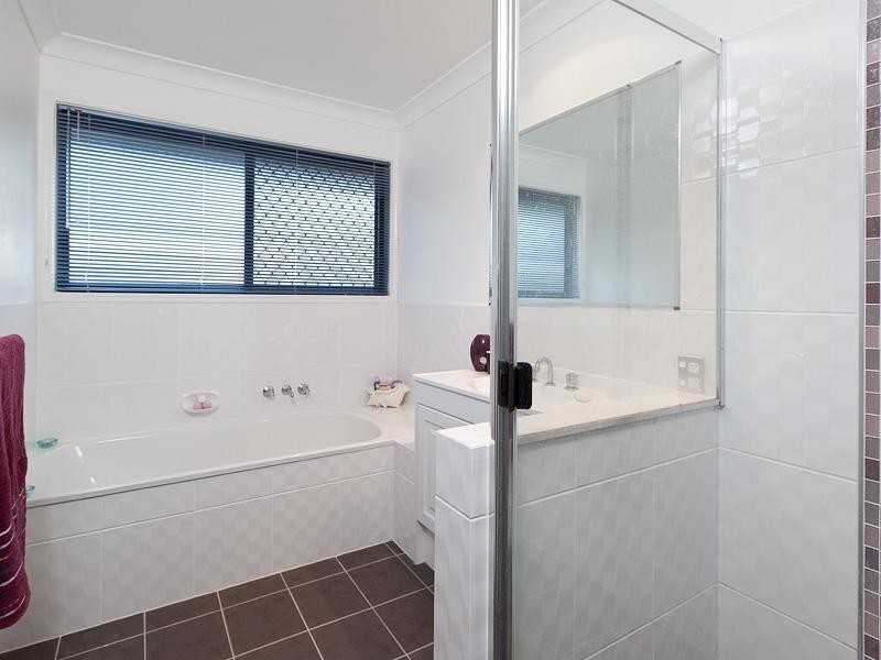 14 Trevi Close, Eight Mile Plains QLD 4113