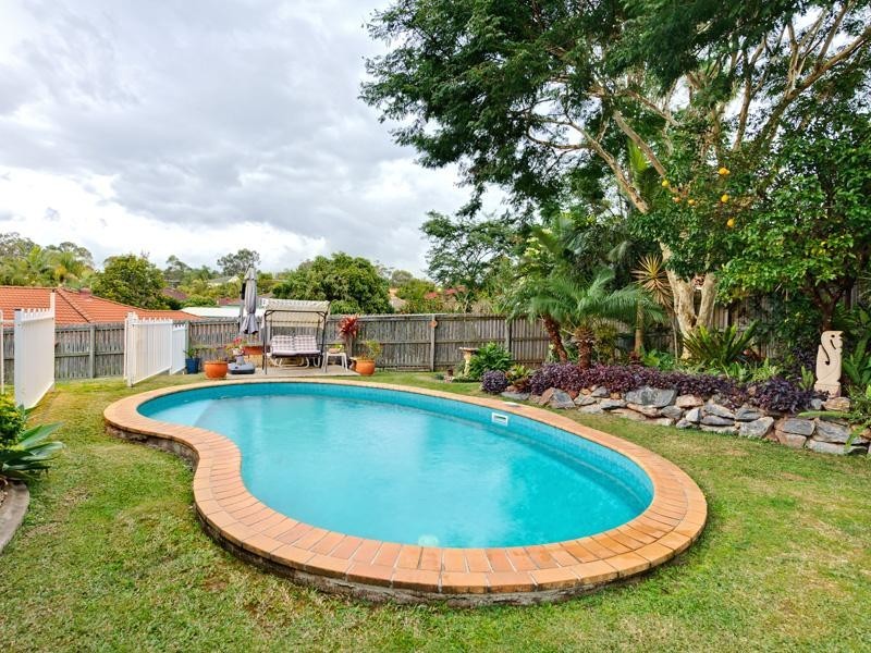 42 Sheffield Place, Kuraby QLD 4112