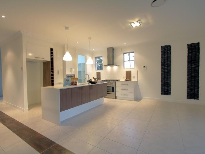 28 Aster Place, Calamvale QLD 4116