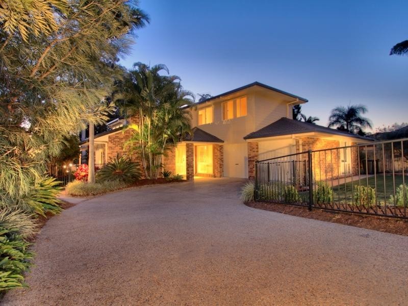 17 Casuarina Crescent, Calamvale QLD 4116