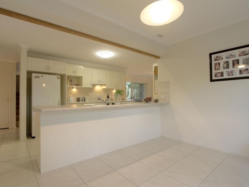 17 Casuarina Crescent, Calamvale QLD 4116