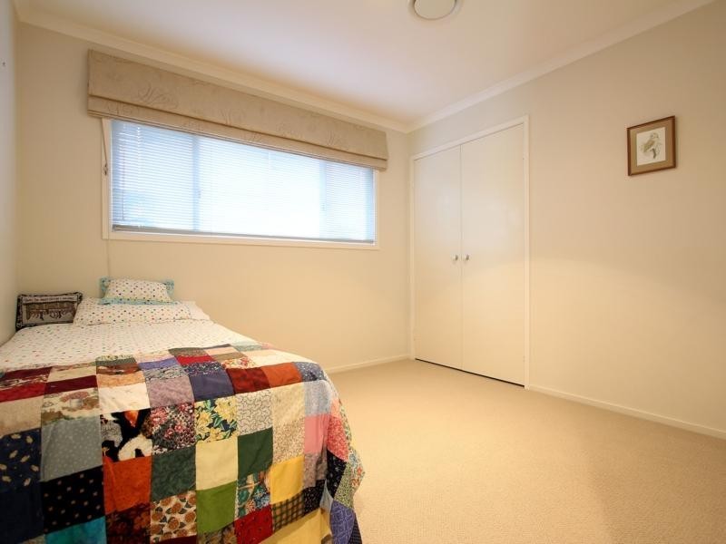 17 Casuarina Crescent, Calamvale QLD 4116