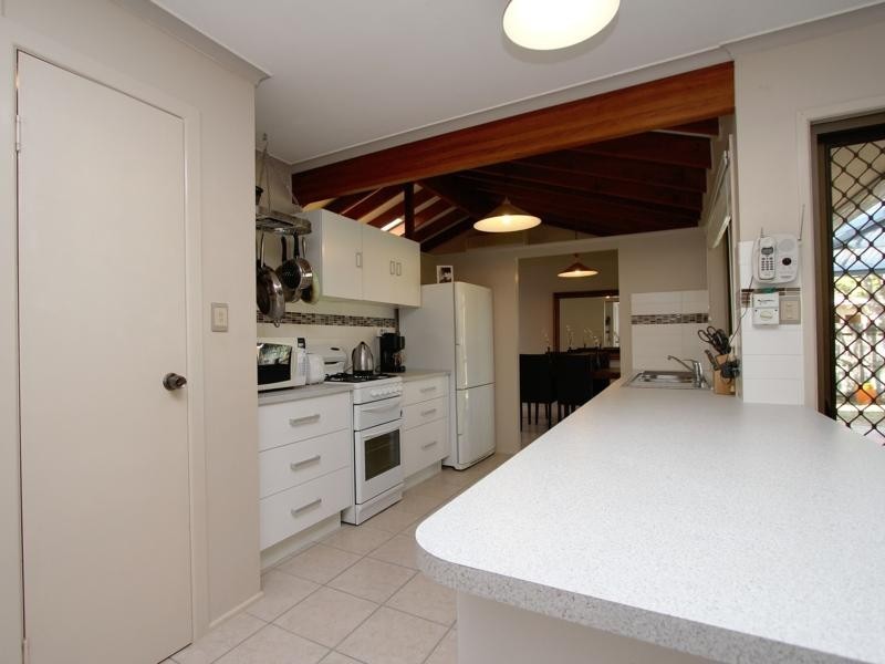 12 Gwandalan Street, Eight Mile Plains QLD 4113