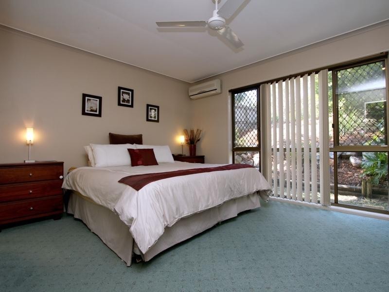 12 Gwandalan Street, Eight Mile Plains QLD 4113