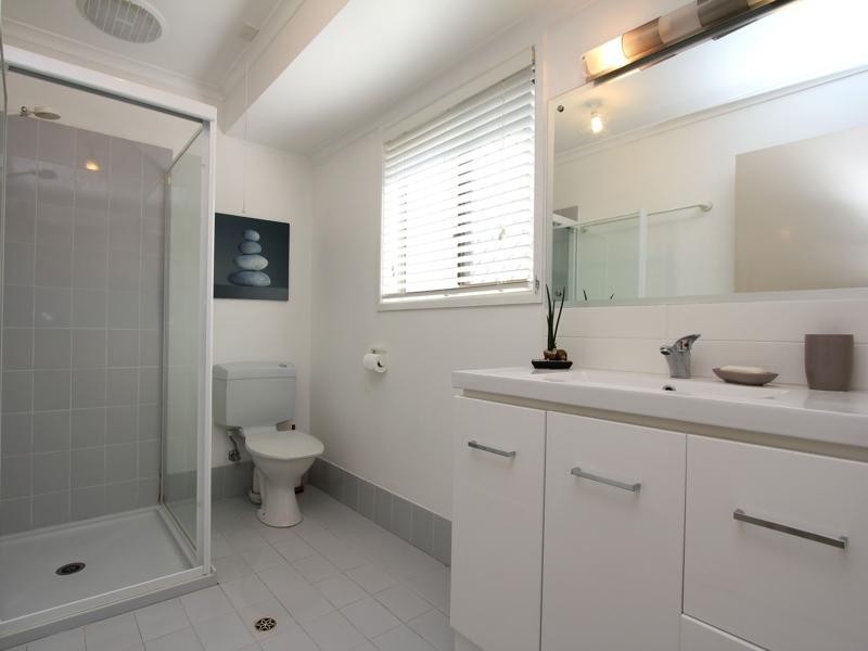 12 Gwandalan Street, Eight Mile Plains QLD 4113