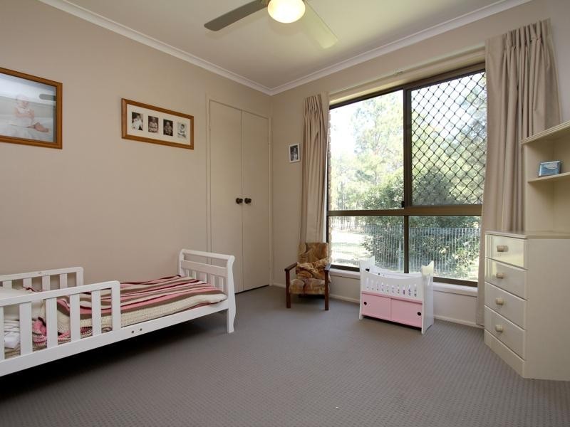 12 Gwandalan Street, Eight Mile Plains QLD 4113