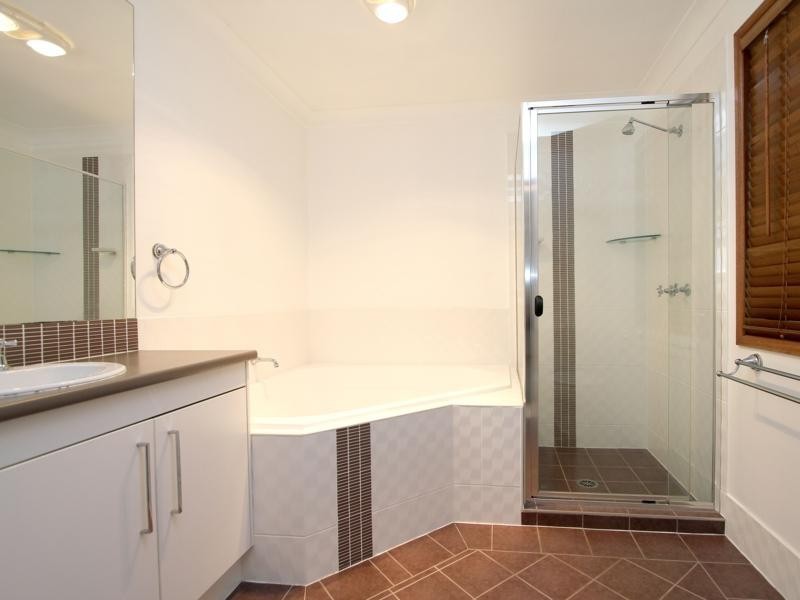 24 Arkose Street, Eight Mile Plains QLD 4113