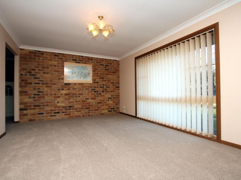 18 Oakleaf Street, Eight Mile Plains QLD 4113