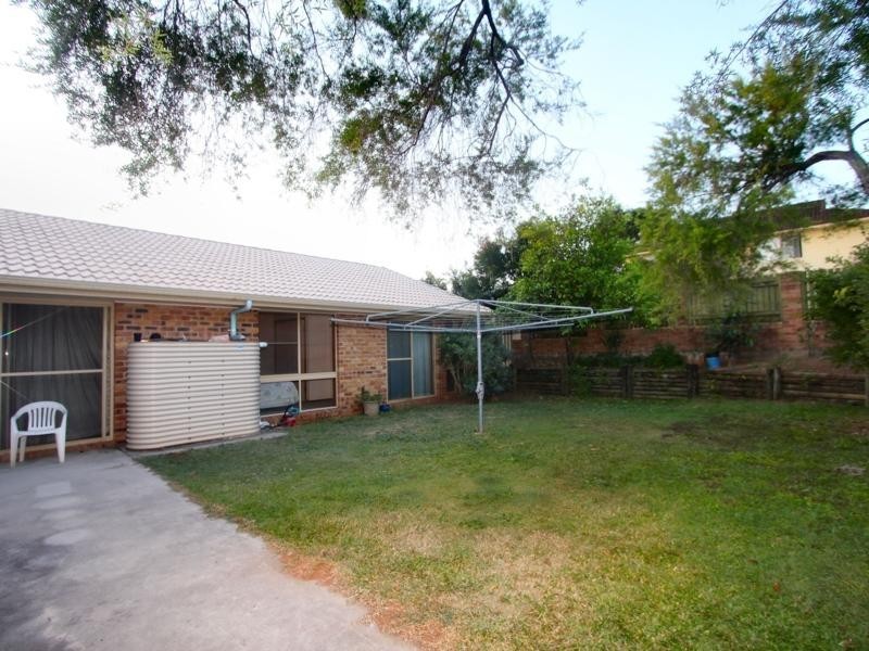 18 Oakleaf Street, Eight Mile Plains QLD 4113