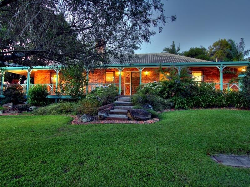 19 Brooklands Street, Eight Mile Plains QLD 4113