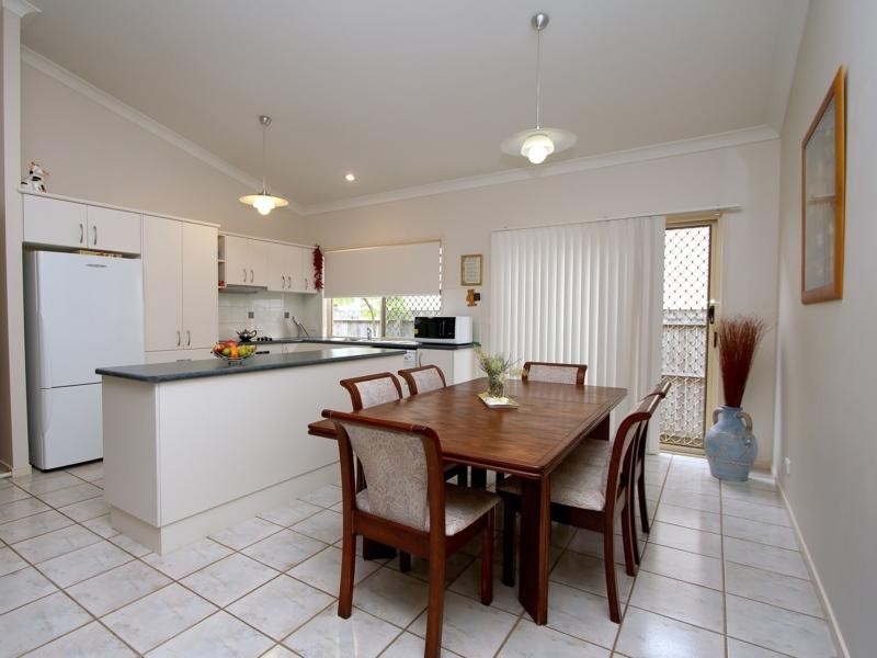 22 Khandalla Street, Upper Mount Gravatt QLD 4122