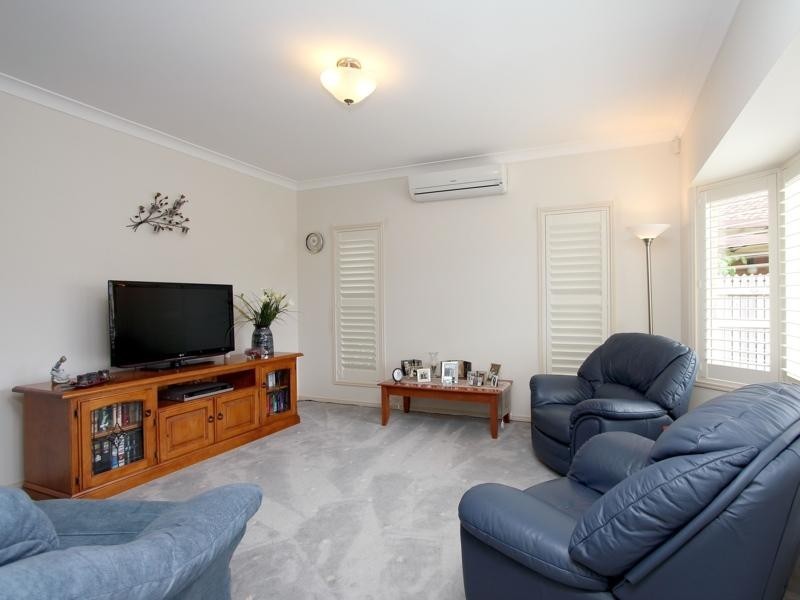 22 Khandalla Street, Upper Mount Gravatt QLD 4122