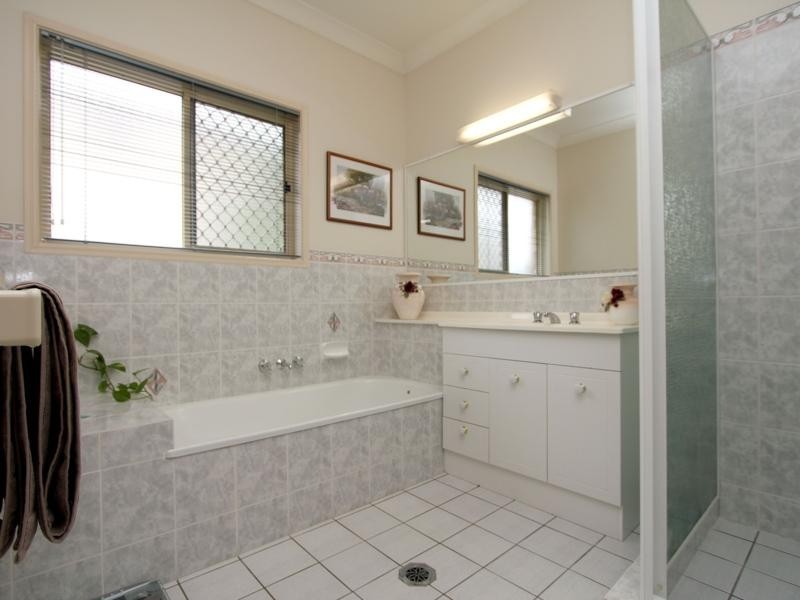 22 Khandalla Street, Upper Mount Gravatt QLD 4122