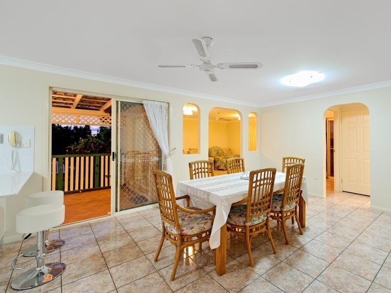 87 Golden Rain Place, Stretton QLD 4116