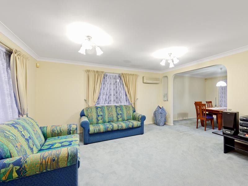 87 Golden Rain Place, Stretton QLD 4116