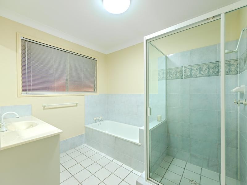 87 Golden Rain Place, Stretton QLD 4116