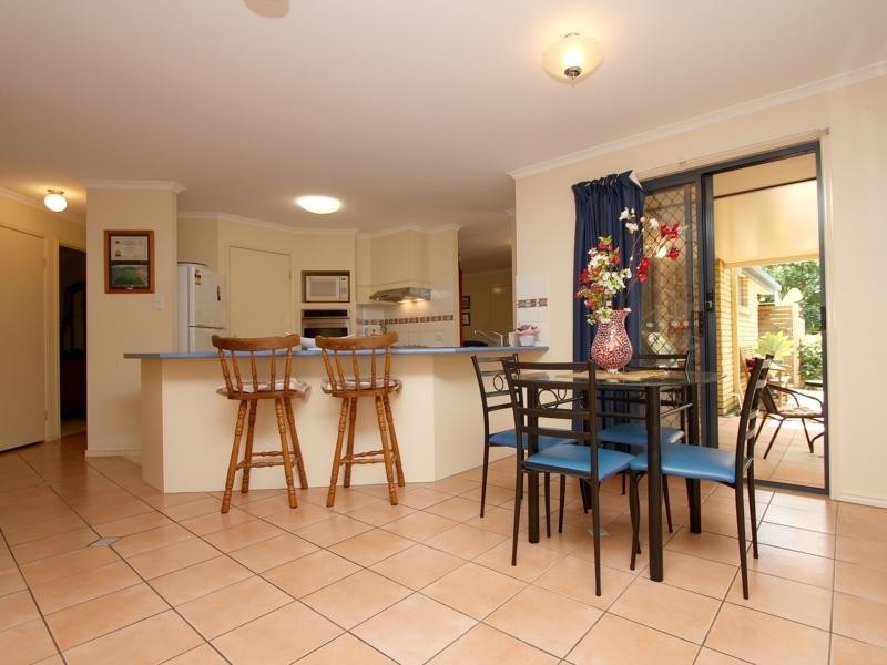 21 Alan Crescent, Eight Mile Plains QLD 4113