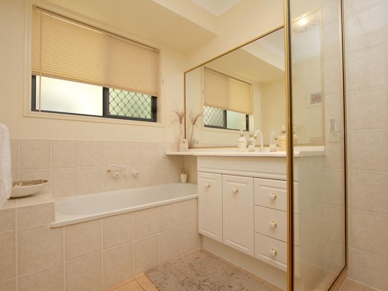 21 Alan Crescent, Eight Mile Plains QLD 4113