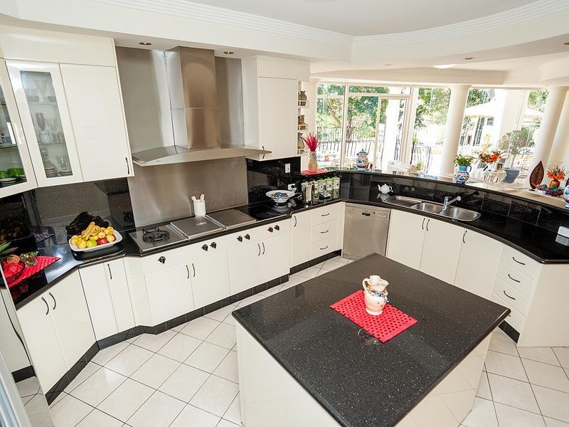 7 Rundle Place, Carindale QLD 4152