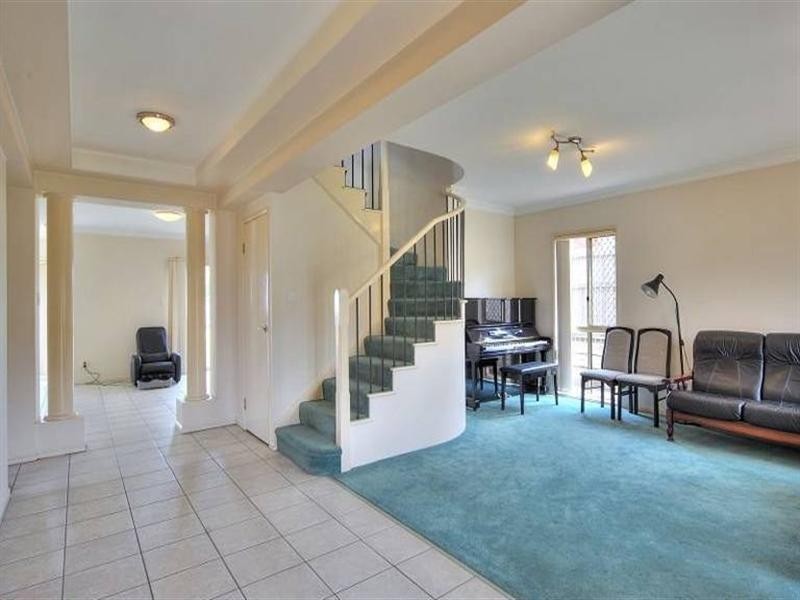 67 Golden Rain Place, Stretton QLD 4116