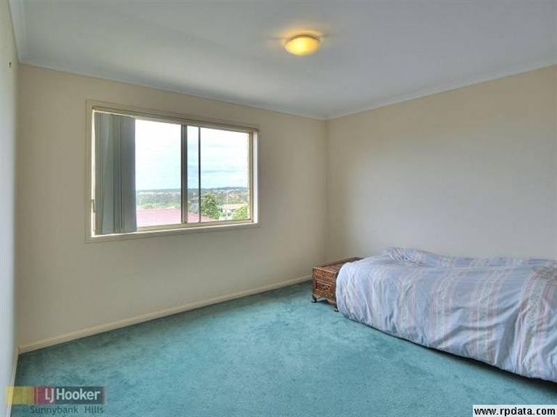 67 Golden Rain Place, Stretton QLD 4116