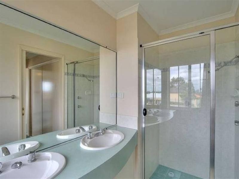 67 Golden Rain Place, Stretton QLD 4116