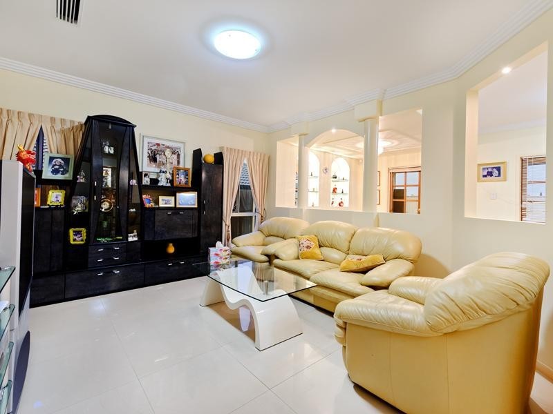 26 Ebony Place, Stretton QLD 4116