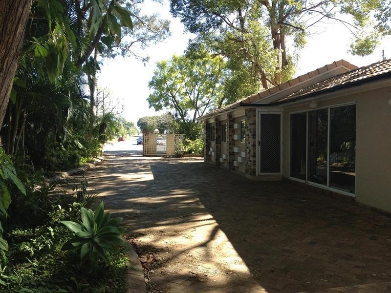 261 Mains Road, Sunnybank QLD 4109