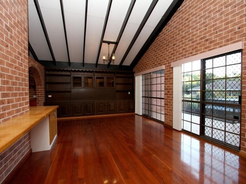 12 Parnassus Street, Robertson QLD 4109