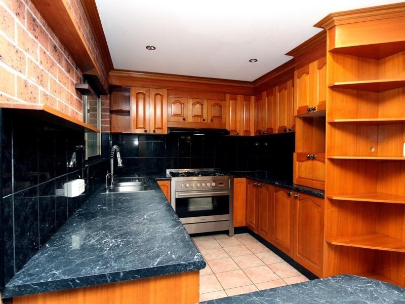 12 Parnassus Street, Robertson QLD 4109