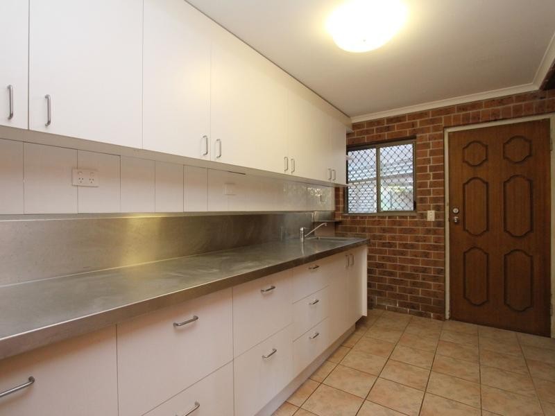 12 Parnassus Street, Robertson QLD 4109