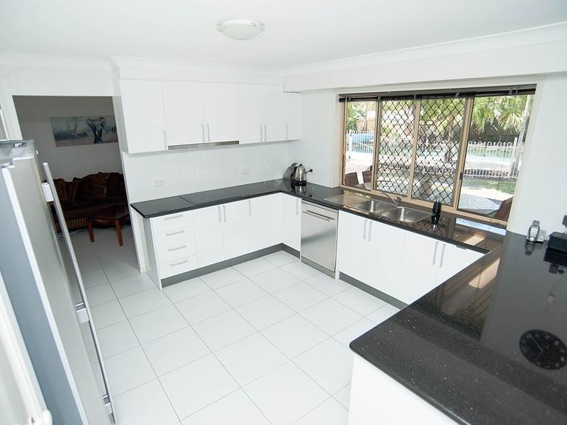 58 Bannockburn Crescent, Parkinson QLD 4115