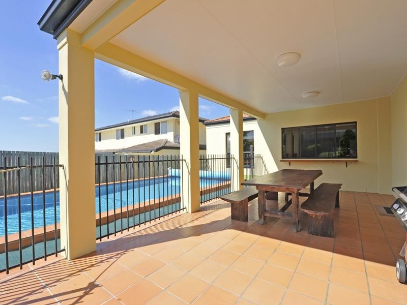 9 Kakirra Place, Eight Mile Plains QLD 4113