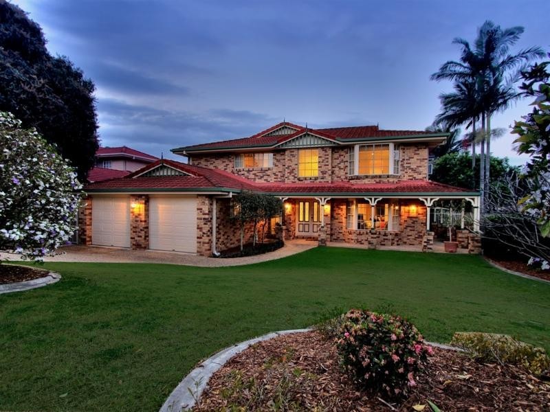 7 Dewberry Close, Eight Mile Plains QLD 4113