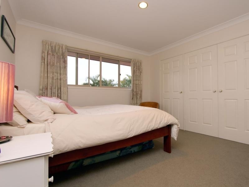 7 Dewberry Close, Eight Mile Plains QLD 4113