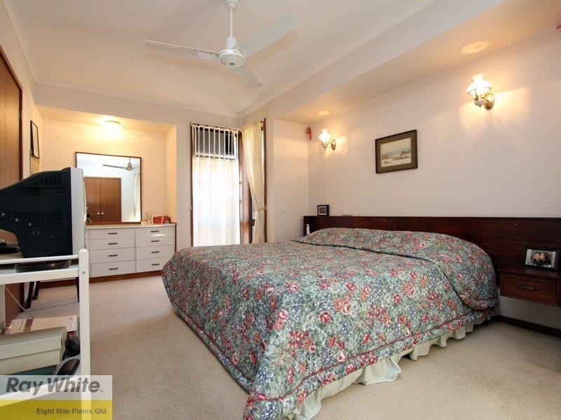 24 Dromos Street, Eight Mile Plains QLD 4113