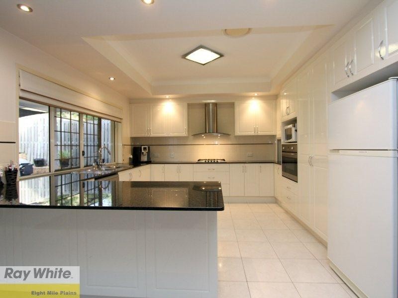 11 Ellendale Circuit, Eight Mile Plains QLD 4113